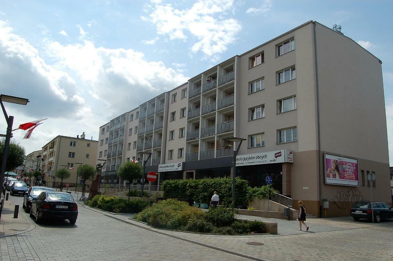 Family & Business Elegant Apartments Rynek Centrum Downtown - 2 Bedroom, Balcony, Parking Κίελτσε Εξωτερικό φωτογραφία