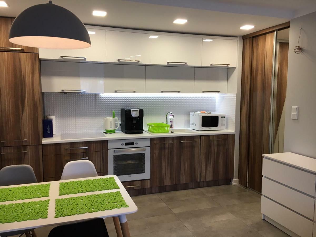Family & Business Elegant Apartments Rynek Centrum Downtown - 2 Bedroom, Balcony, Parking Κίελτσε Εξωτερικό φωτογραφία