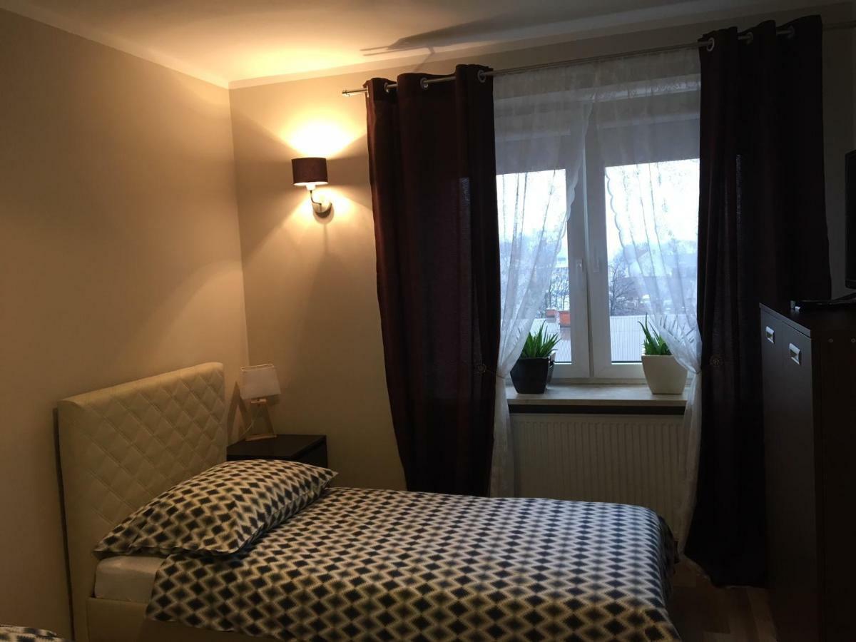Family & Business Elegant Apartments Rynek Centrum Downtown - 2 Bedroom, Balcony, Parking Κίελτσε Εξωτερικό φωτογραφία
